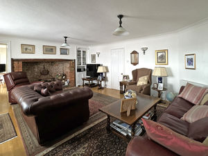 Photo 11- click for photo gallery